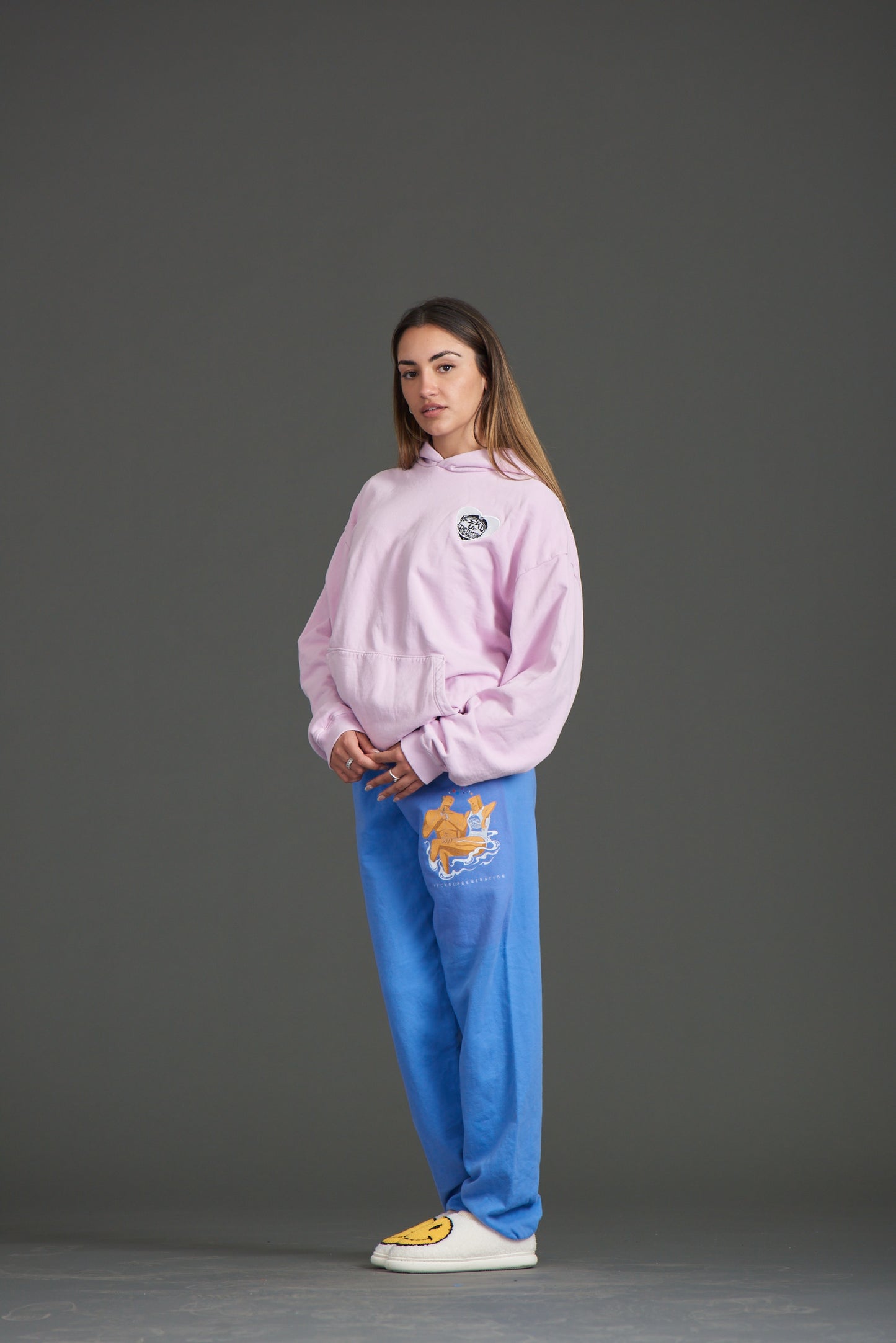 UNISEX WASHED PINK HEARTED HOODIE